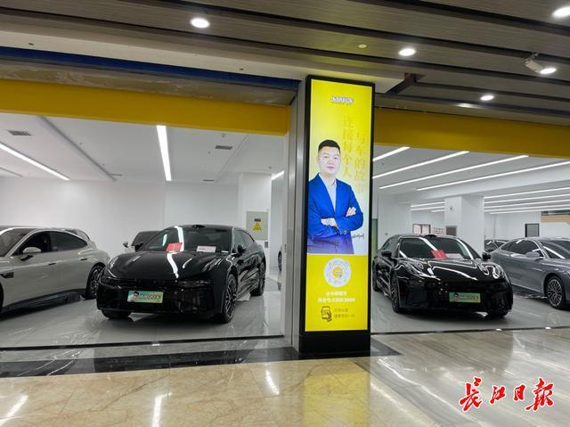 草根博主将二手车玩出过亿流量 从月入1500到千万粉丝
