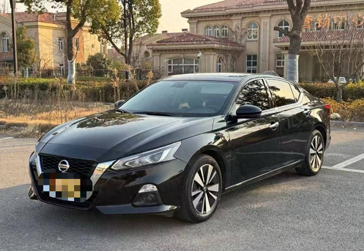 家用舒适之选日产天籁2021款一手车况仅售108万！(图1)