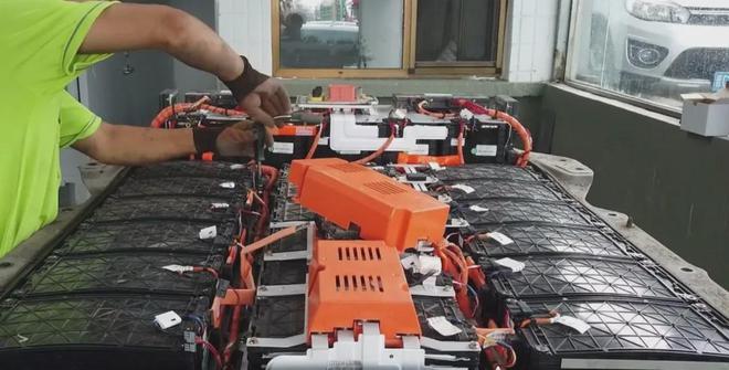 二手车卖车价才16万换电池却要22万这种难题破解不了(图2)