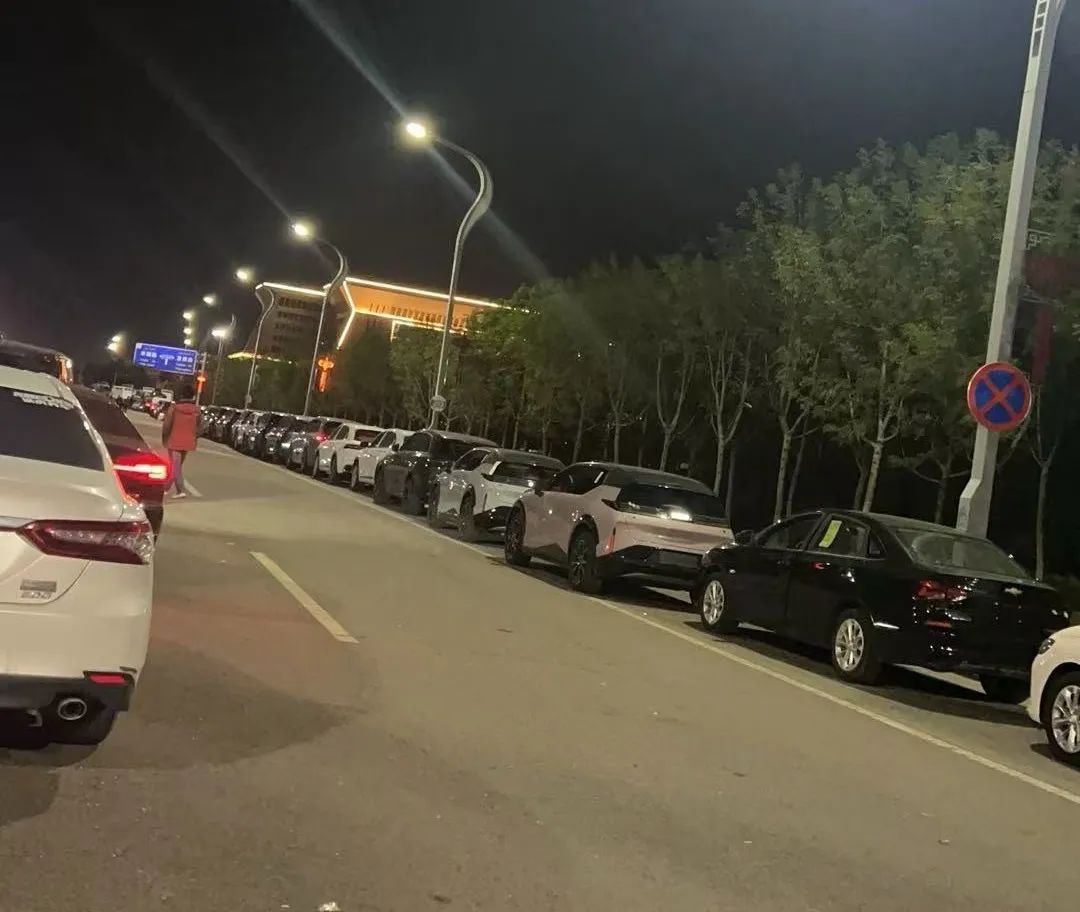 揭秘“0公里二手车”背后灰色产业链：主机厂清库、4S店冲量、出口车商跨境套利(图3)