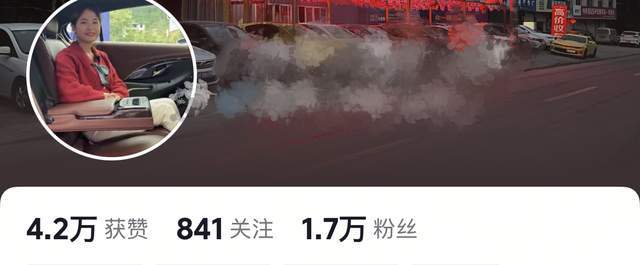 广元二手车网红“小李”去世！儿子也遭难肚子里还有40天的胚胎(图4)