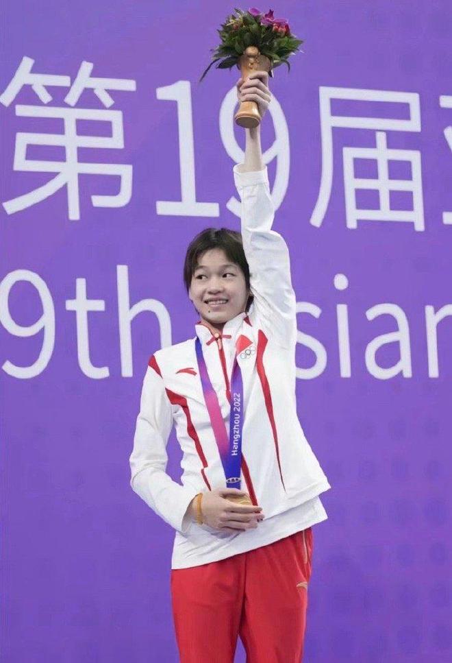 正式退出全红婵难回国家队？近照曝光谁注意全红婵表态(图3)
